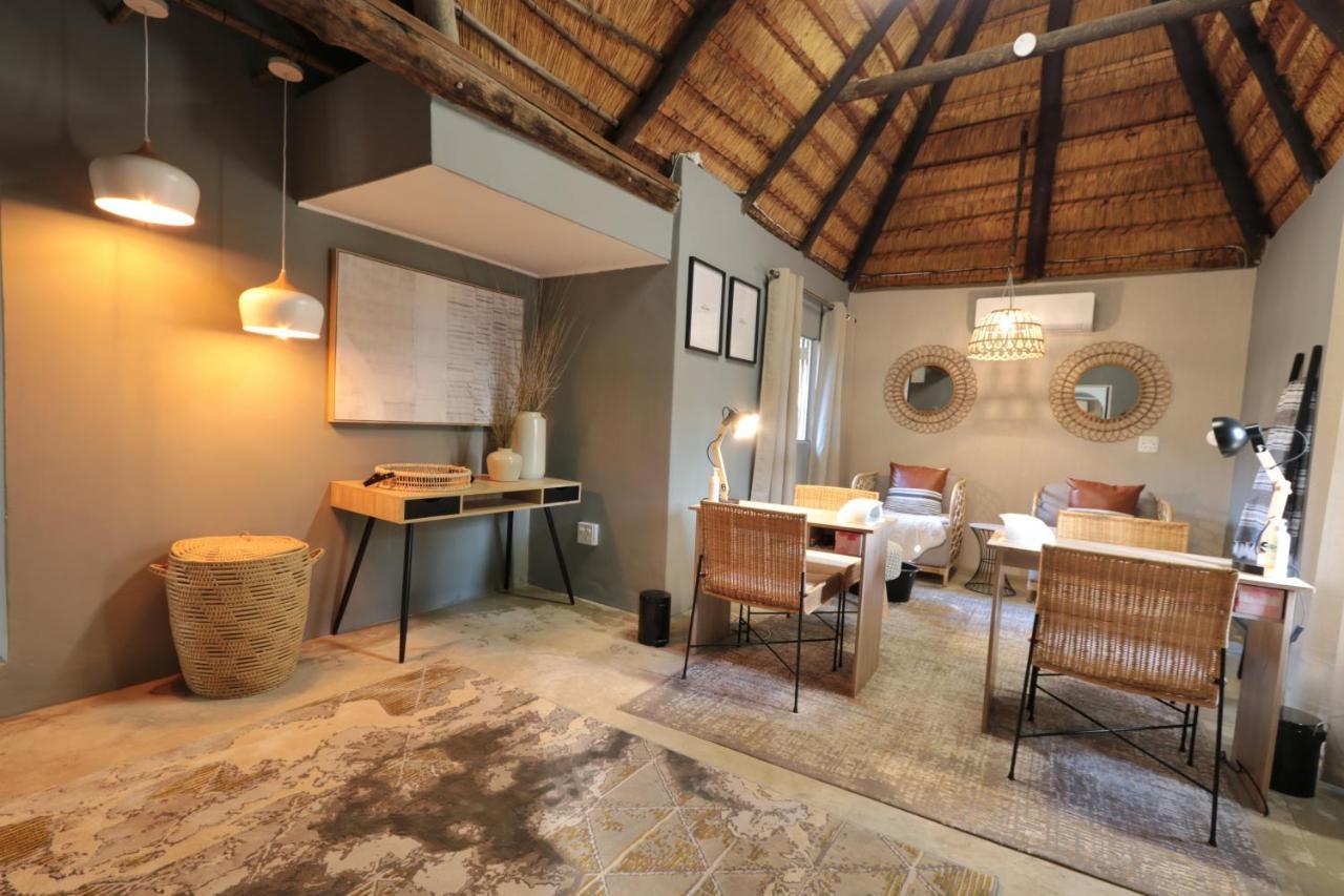 הודספרויט Tshukudu Game Lodge מראה חיצוני תמונה
